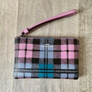 NEW Coach Wristlet Wallet